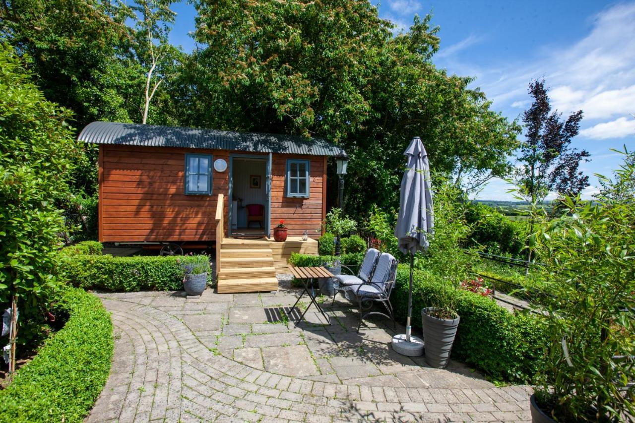 Holly Hut Shepherds Hut Jenkinstown Park Exterior photo