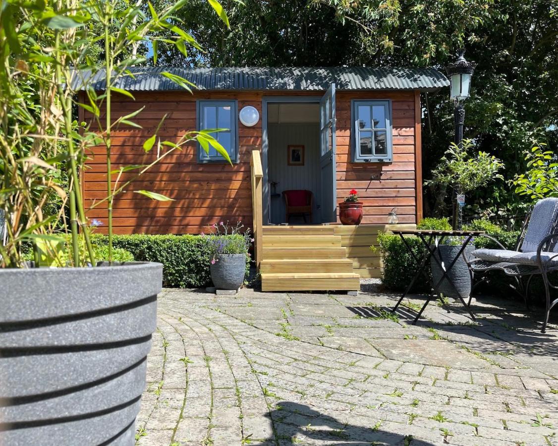 Holly Hut Shepherds Hut Jenkinstown Park Exterior photo