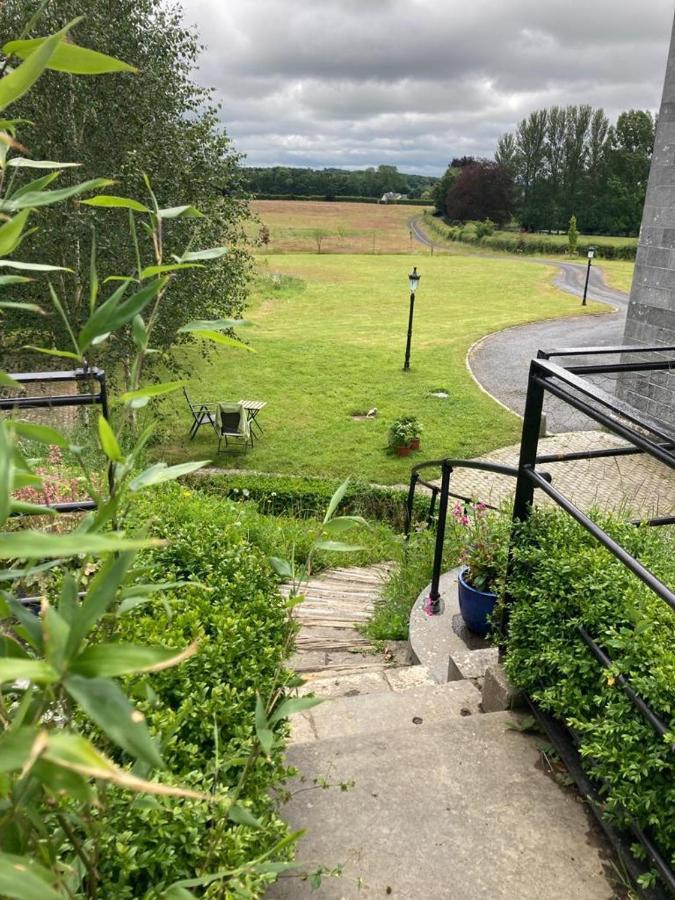 Holly Hut Shepherds Hut Jenkinstown Park Exterior photo